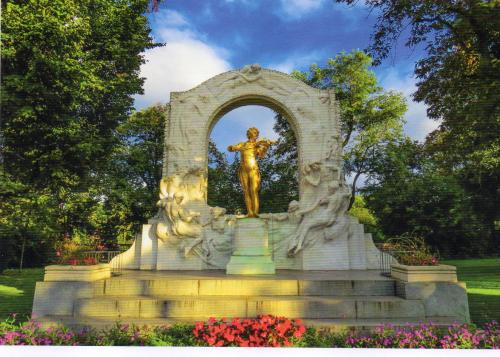 Statue of Jesus Christ in the park, Washington DC, USA