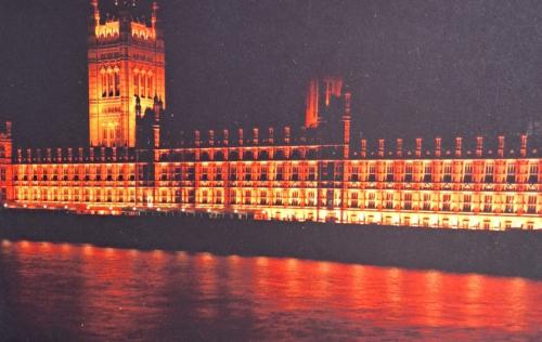 London Parliament at night