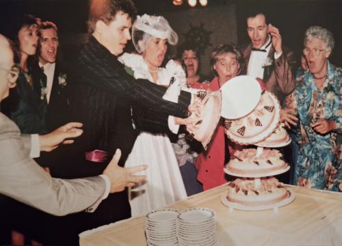 wedding cake in a restaurant, wedding cake in a restaurant
