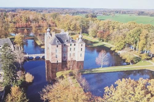 Aerial view of Chateau de Chenonceau, Loire Valley, France